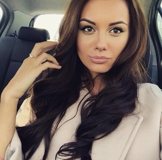 Эффектная и страстная блондинка поможет тебе расслабиться и забыть обо всех проблемах. Отдайся на волю страсти и наслаждения. 27765, 25 лет